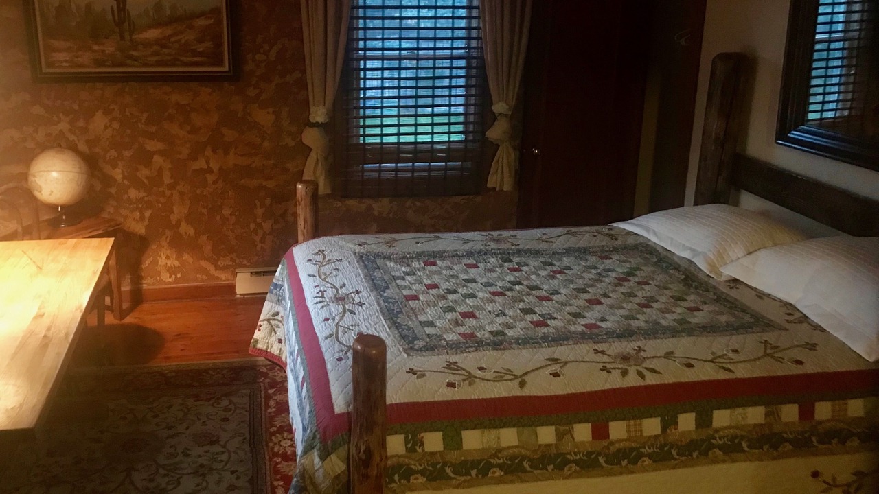 Photo of Bedroom in St. Ignatius