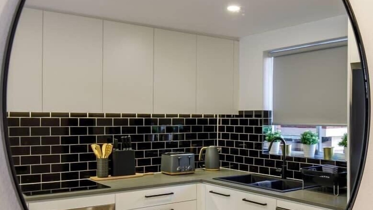 Photo of Others in Annandale