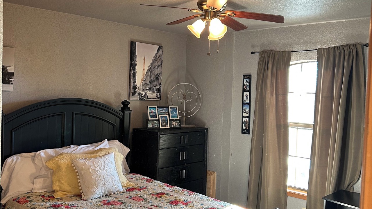 Photo of Bedroom in Sperry