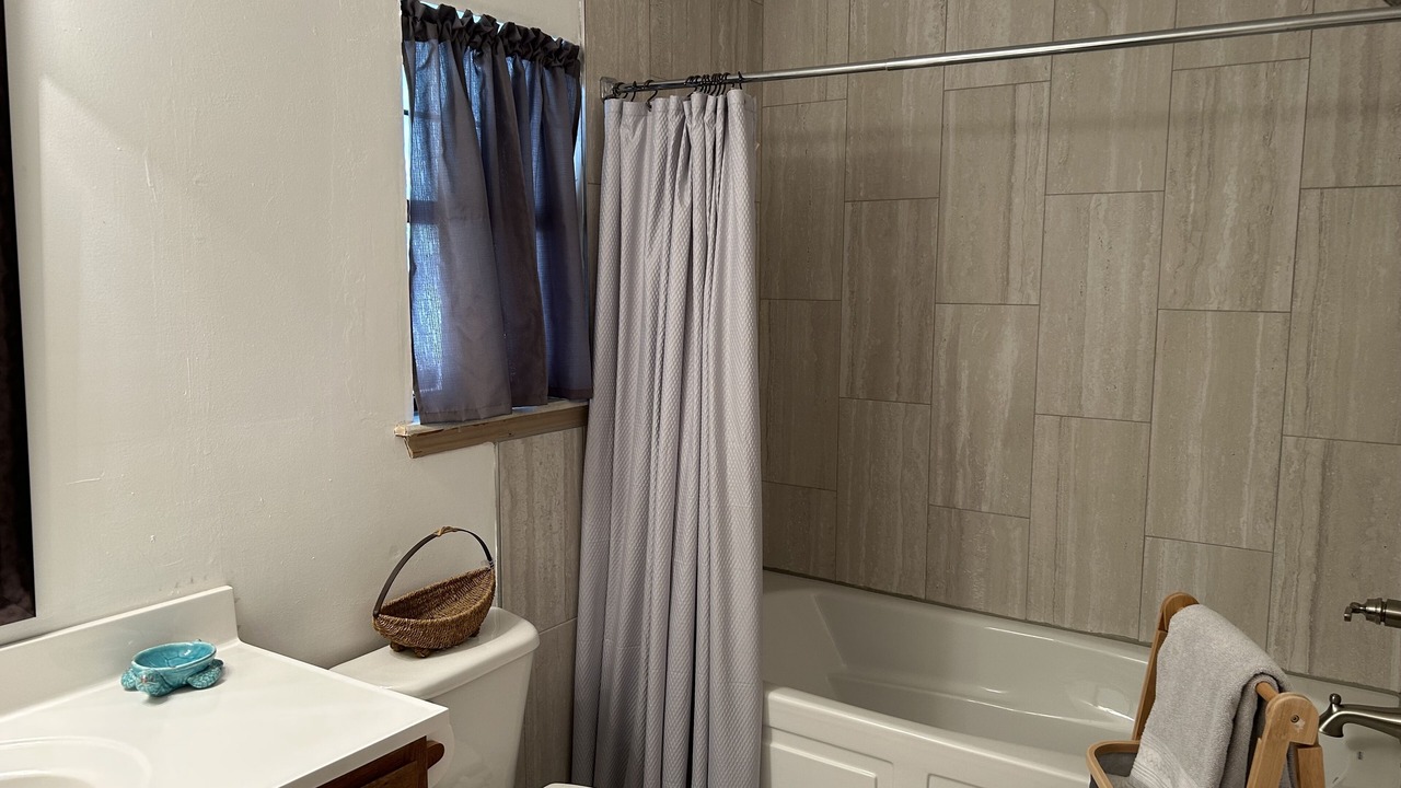 Photo of Bathroom in Sperry