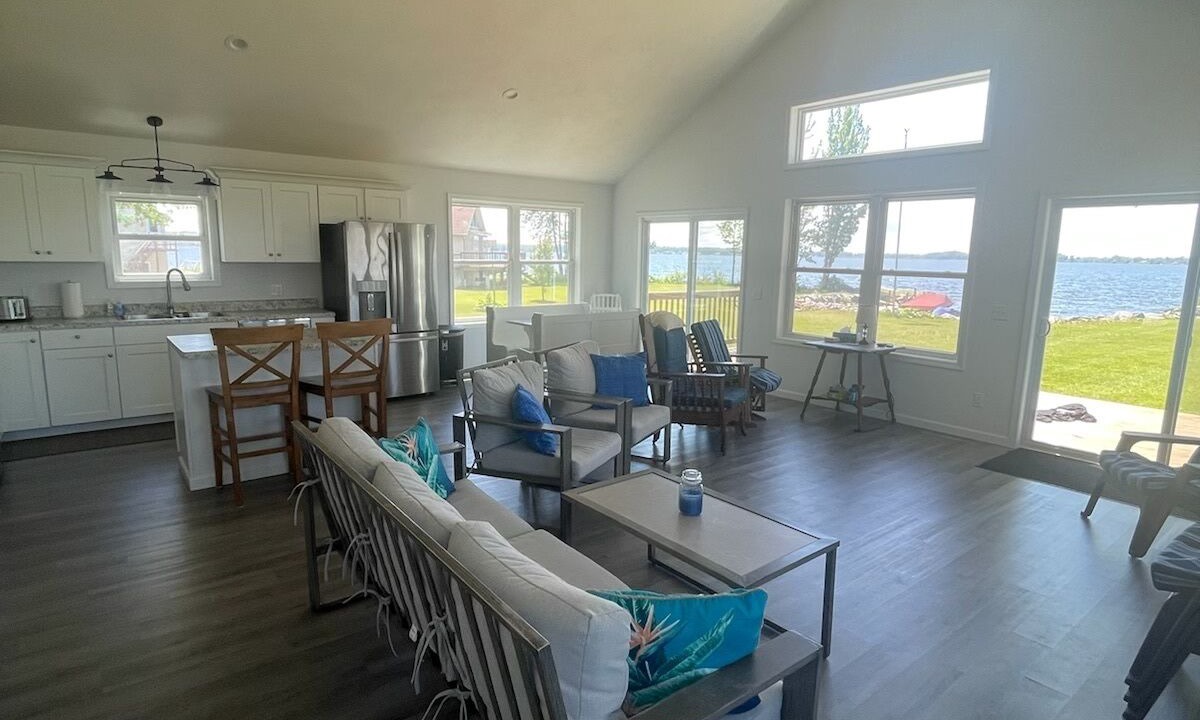 Photo of Livingroom in Sandy Creek