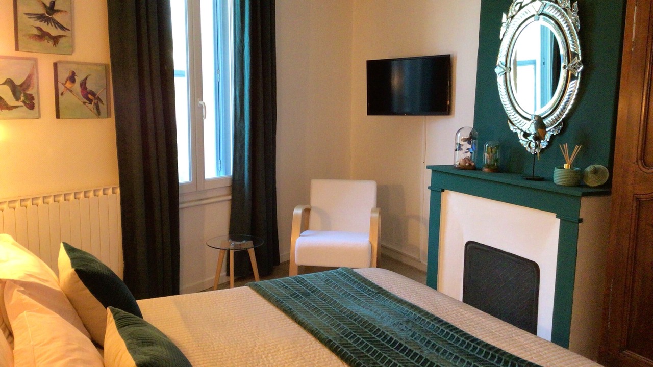 Photo of Bedroom in Saint-Laurent-d'Aigouze