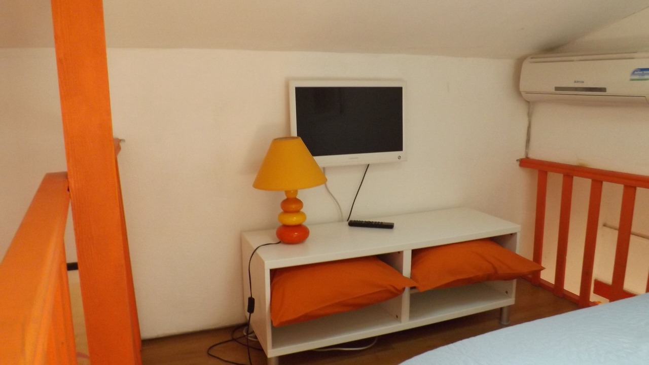 Photo of Bedroom in Saint-Laurent-d'Aigouze