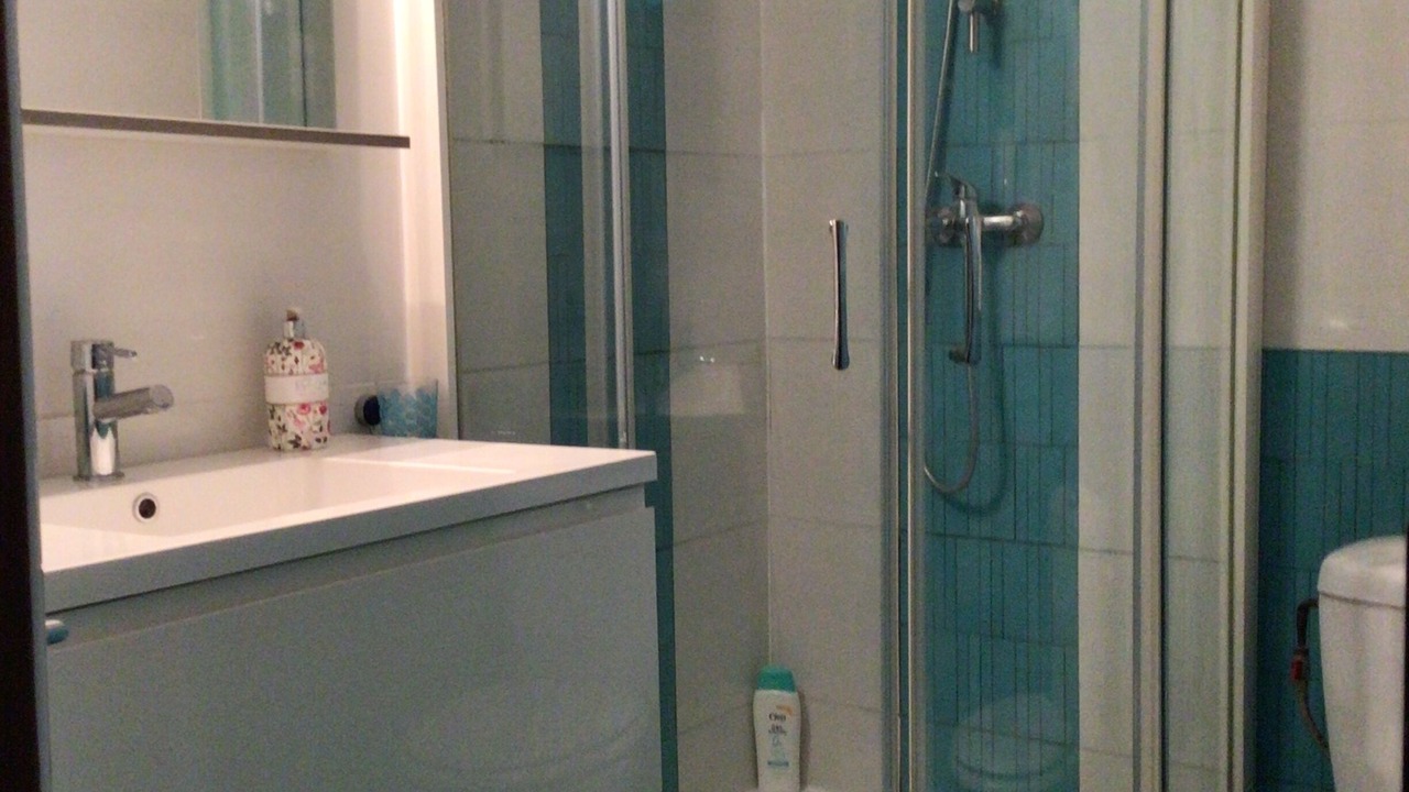 Photo of Bathroom in Saint-Laurent-d'Aigouze