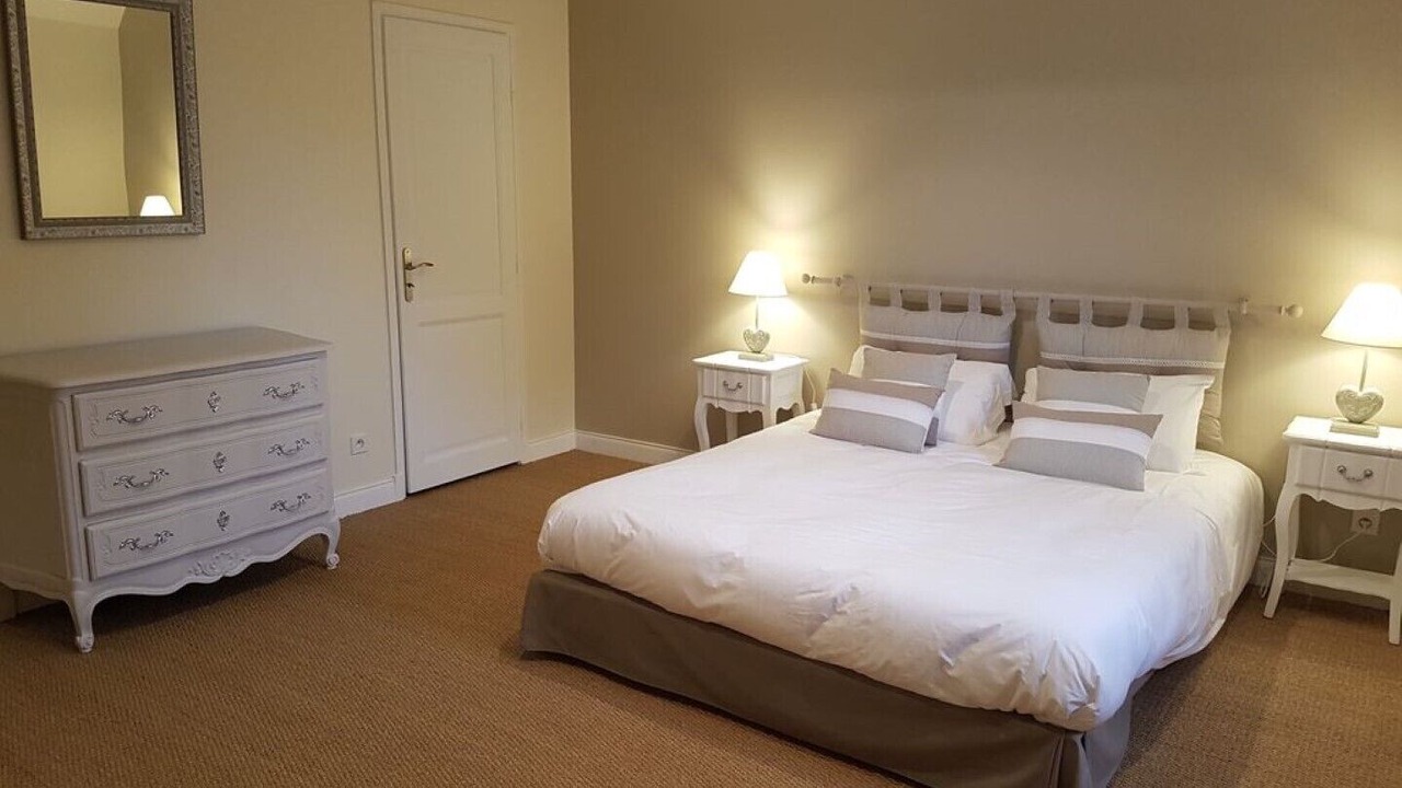 Photo of Bedroom in Combourg