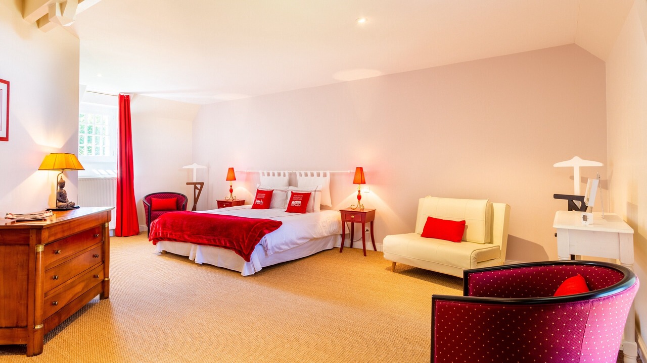 Photo of Bedroom in Combourg