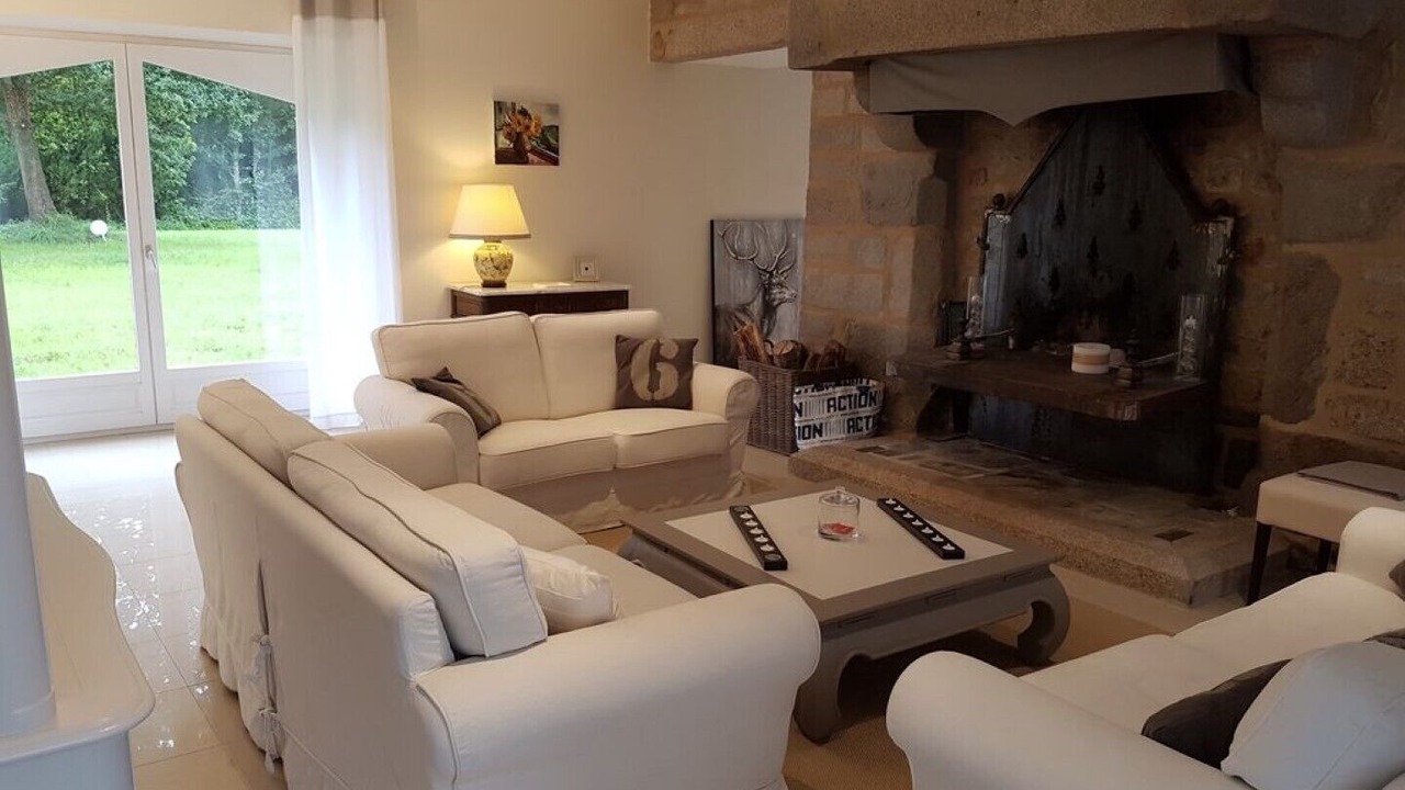 Photo of Livingroom in Combourg