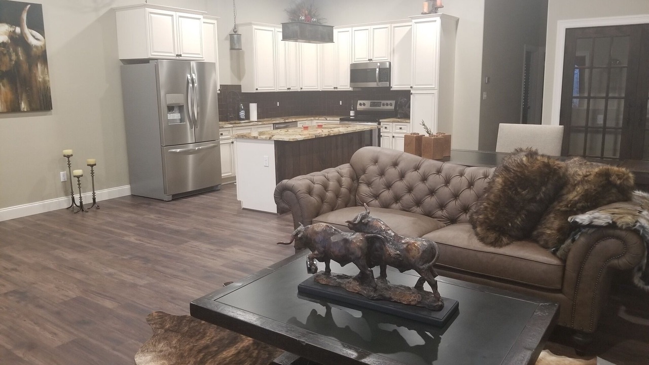 Photo of Livingroom in Giddings