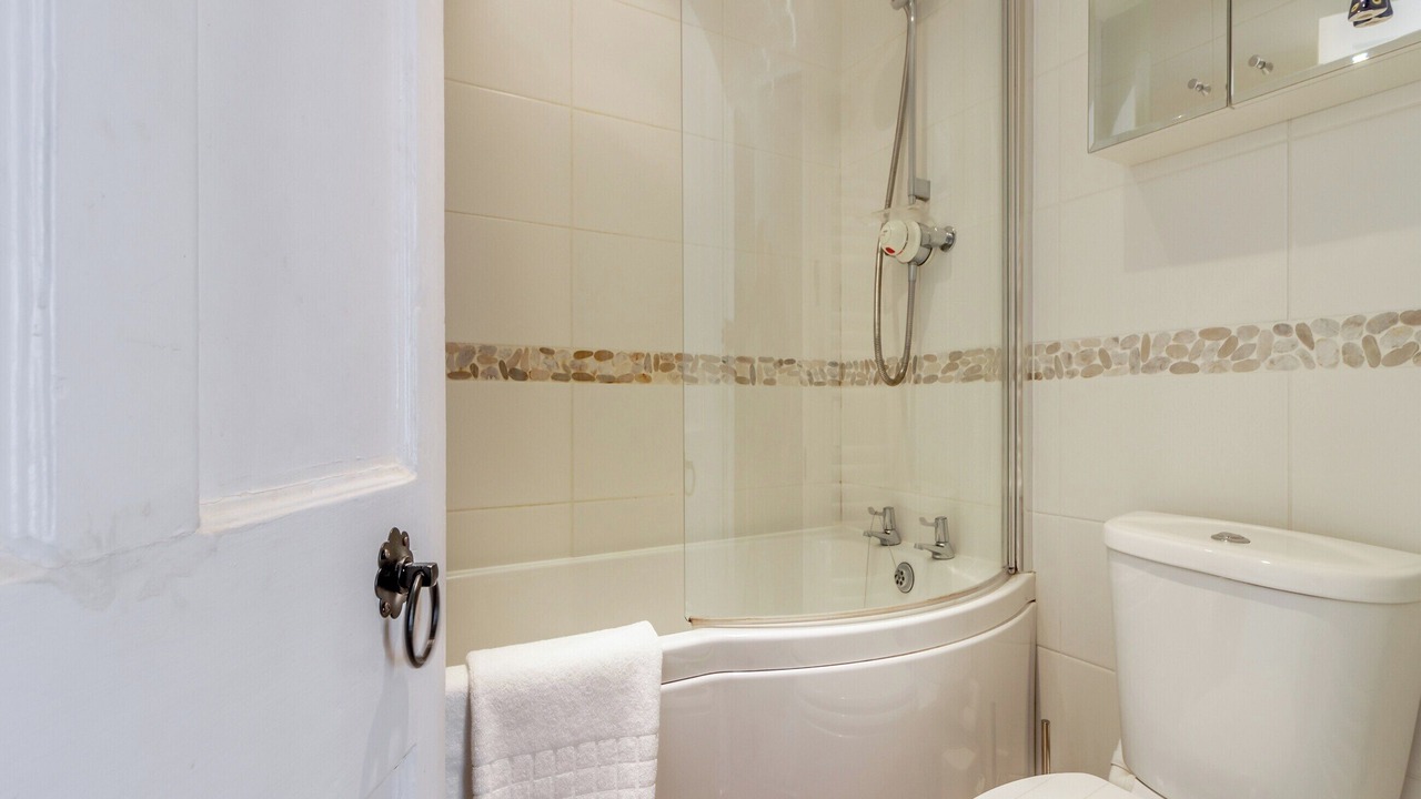 Photo of Bathroom in Shaldon