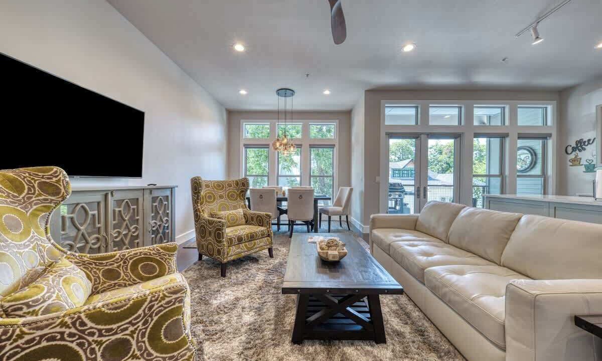 Photo of Bedroom in Southtown