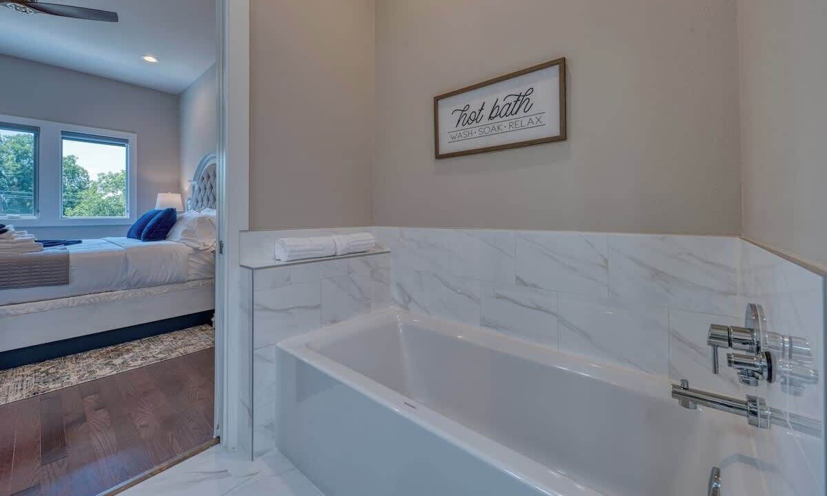 Photo of Bathroom in Southtown