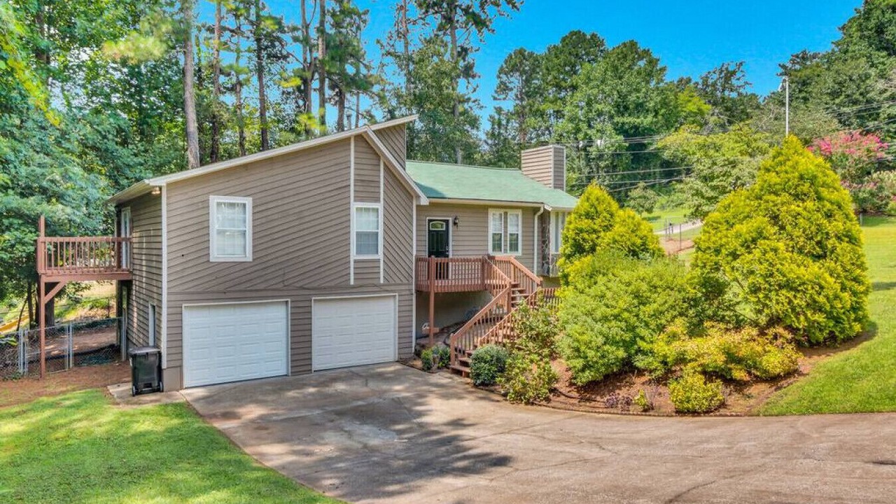 Photo of Outdoor in Woodstock