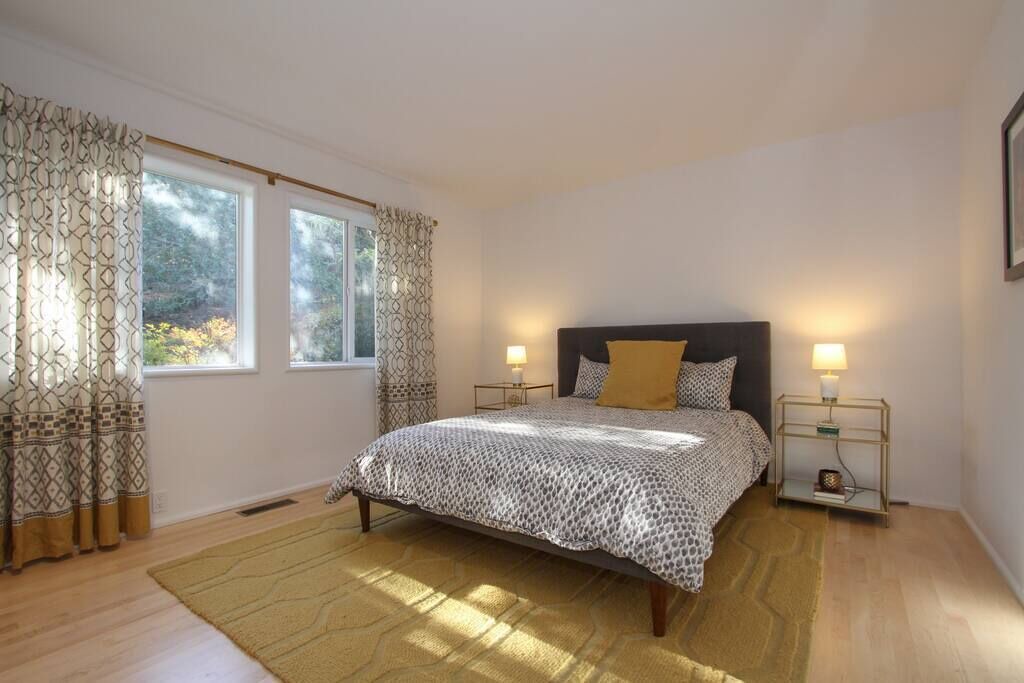 Photo of Bedroom in Santa Rosa