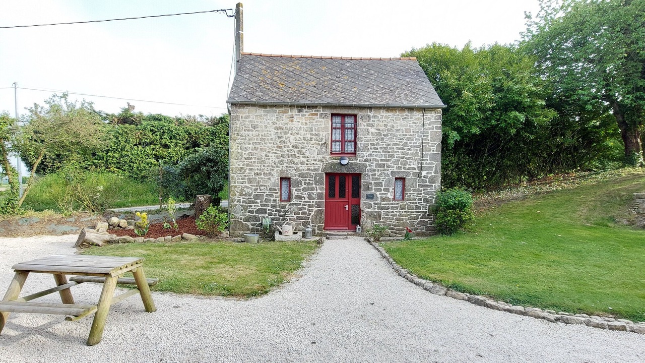Photo of Outdoor in Megrit