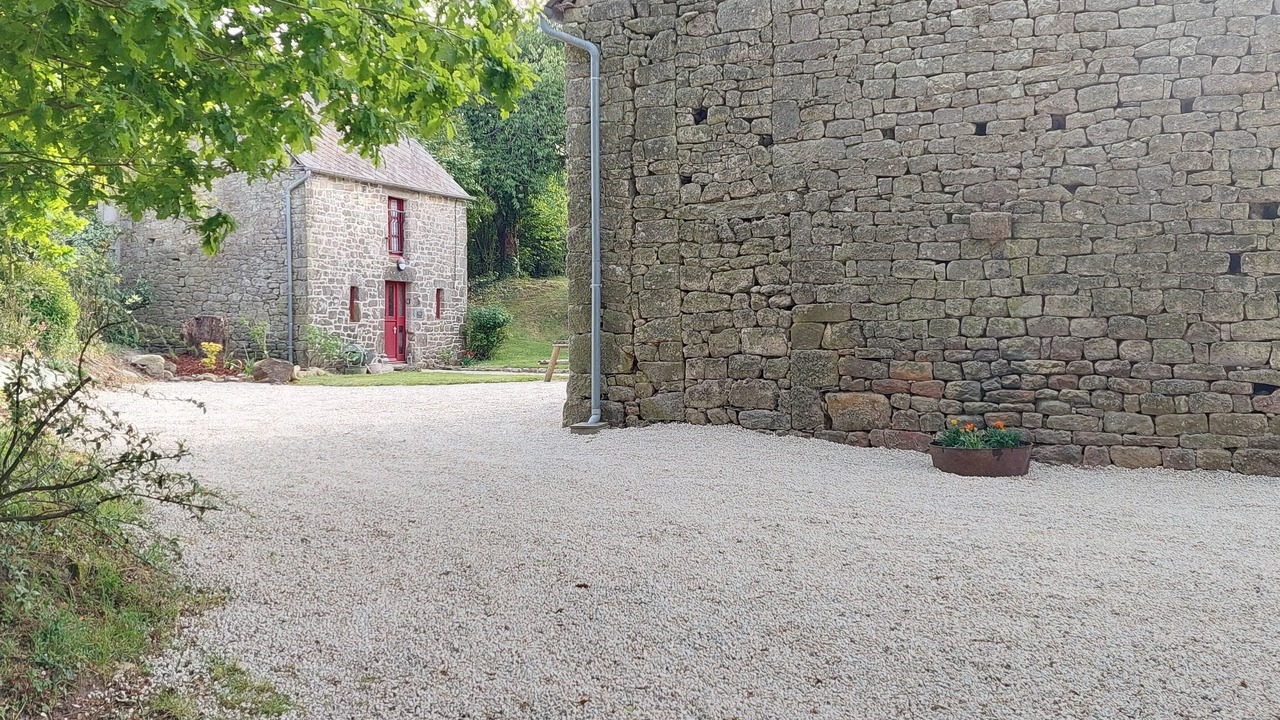 Photo of Outdoor in Megrit