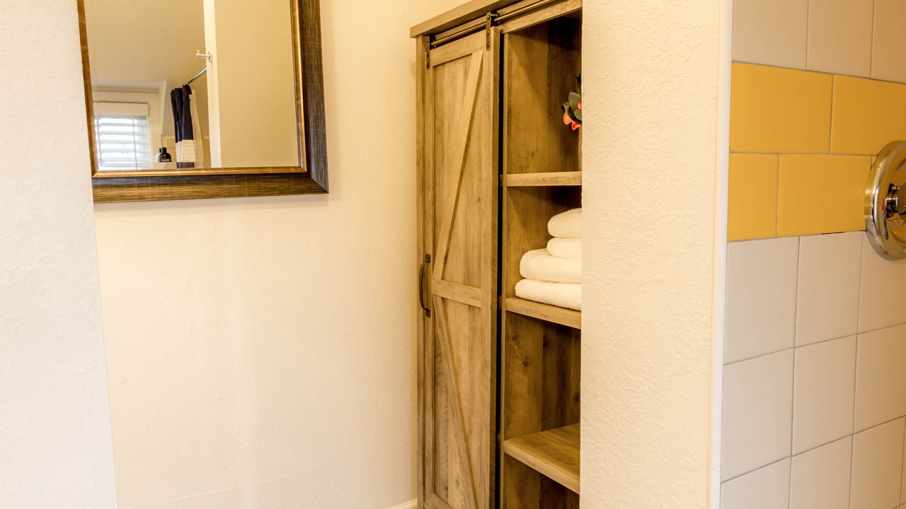 Photo of Bathroom in Kutzky Park