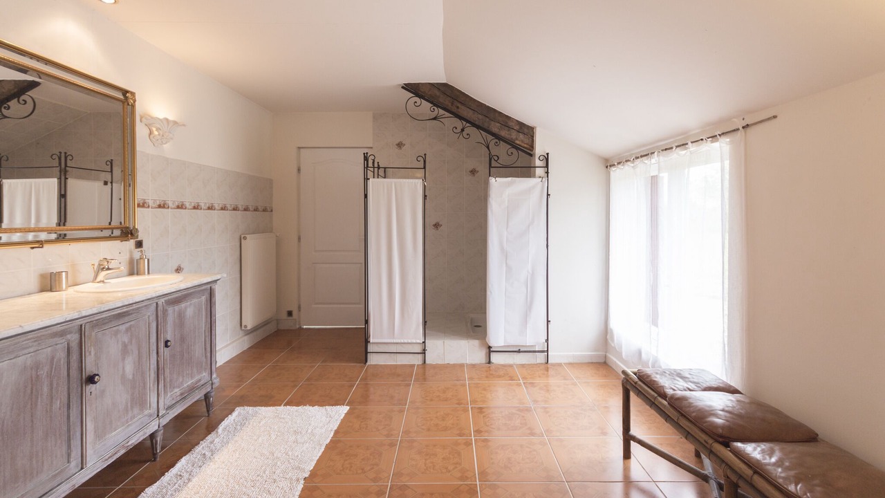 Photo of Bathroom in Guenrouet