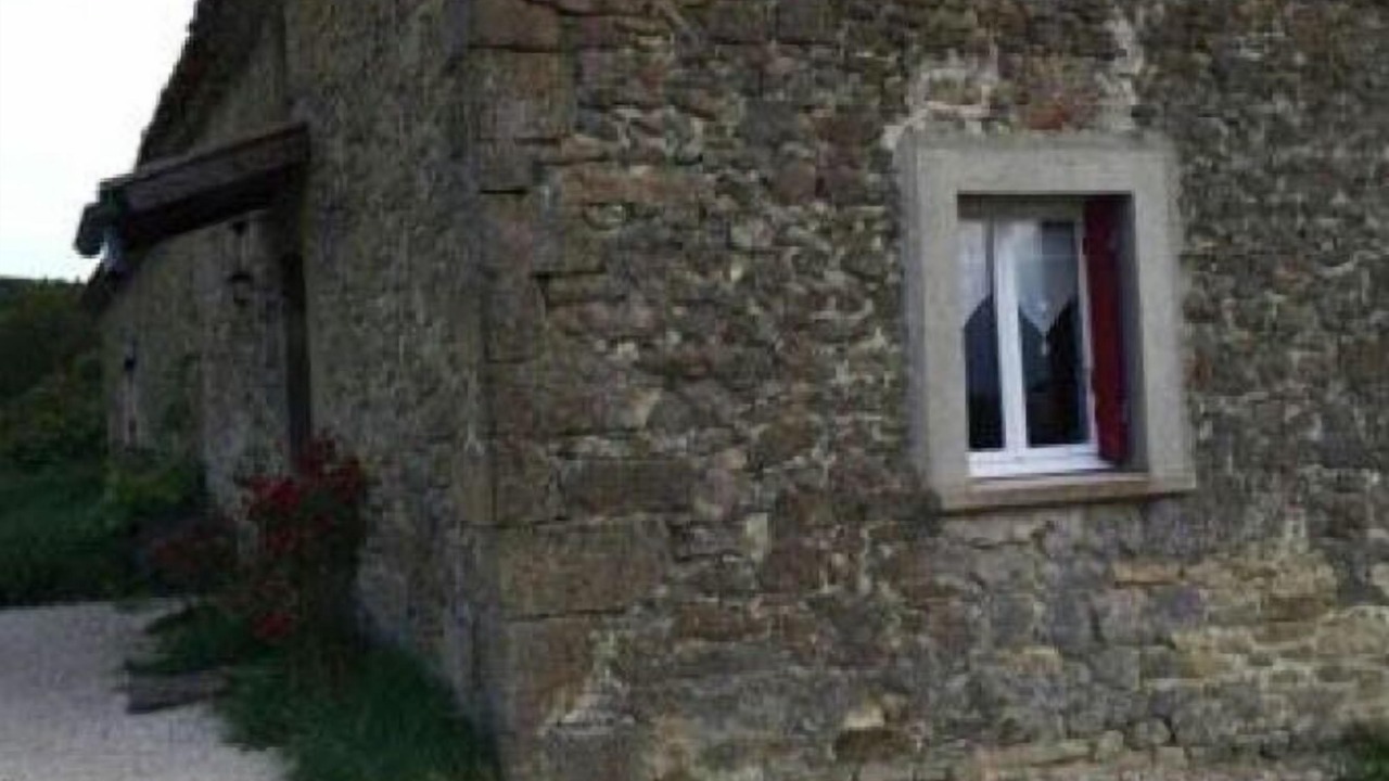 Photo of Outdoor in Comps