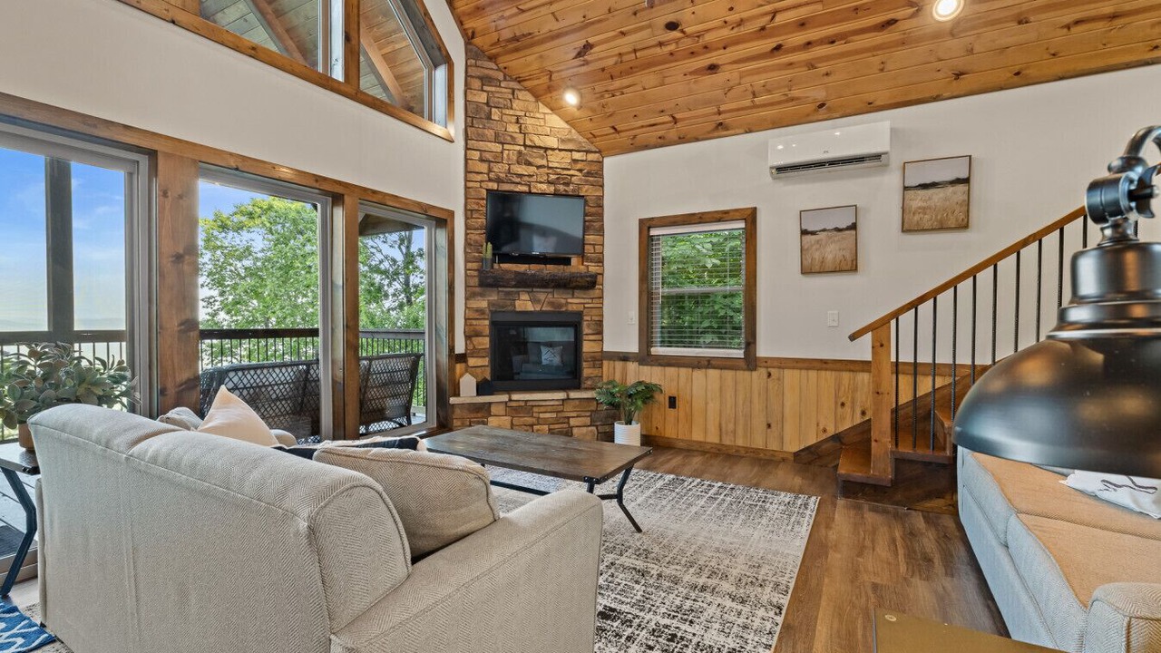Photo of Livingroom in Jasper