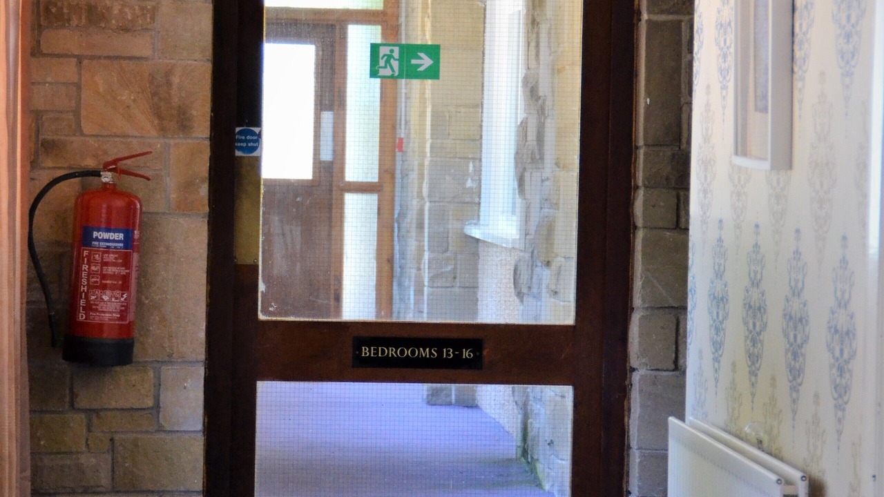 Photo of Others in Knowesgate