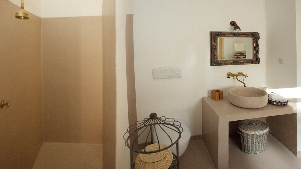 Photo of Bathroom in Sumartin