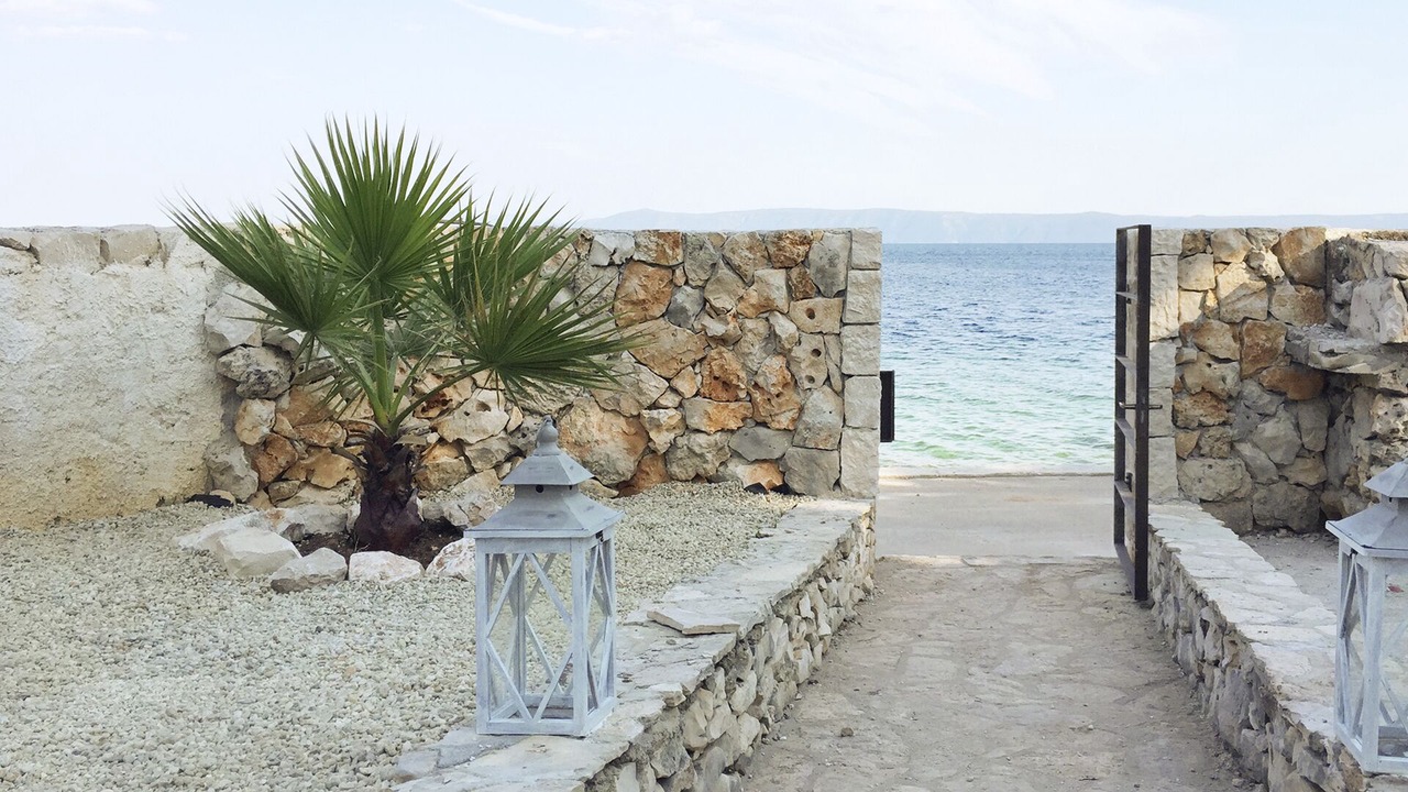 Photo of Outdoor in Sumartin