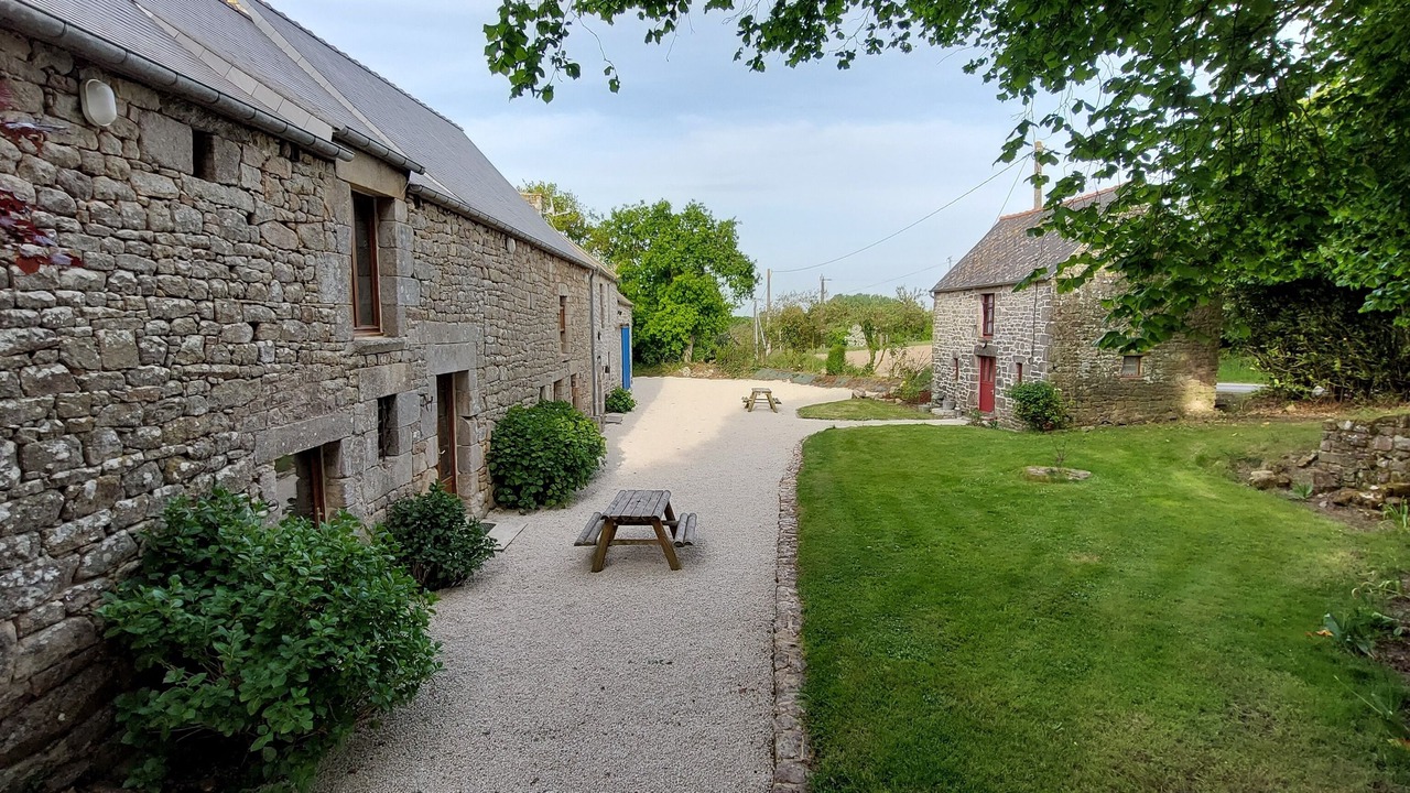 Photo of Outdoor in Megrit