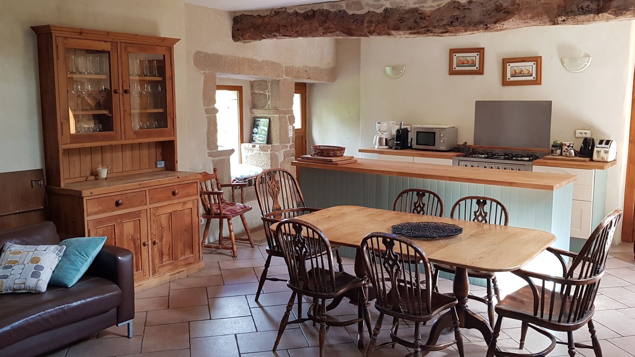 Photo of Others in Megrit