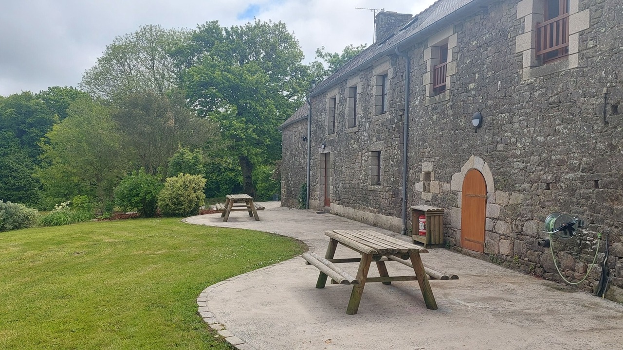 Photo of Outdoor in Megrit