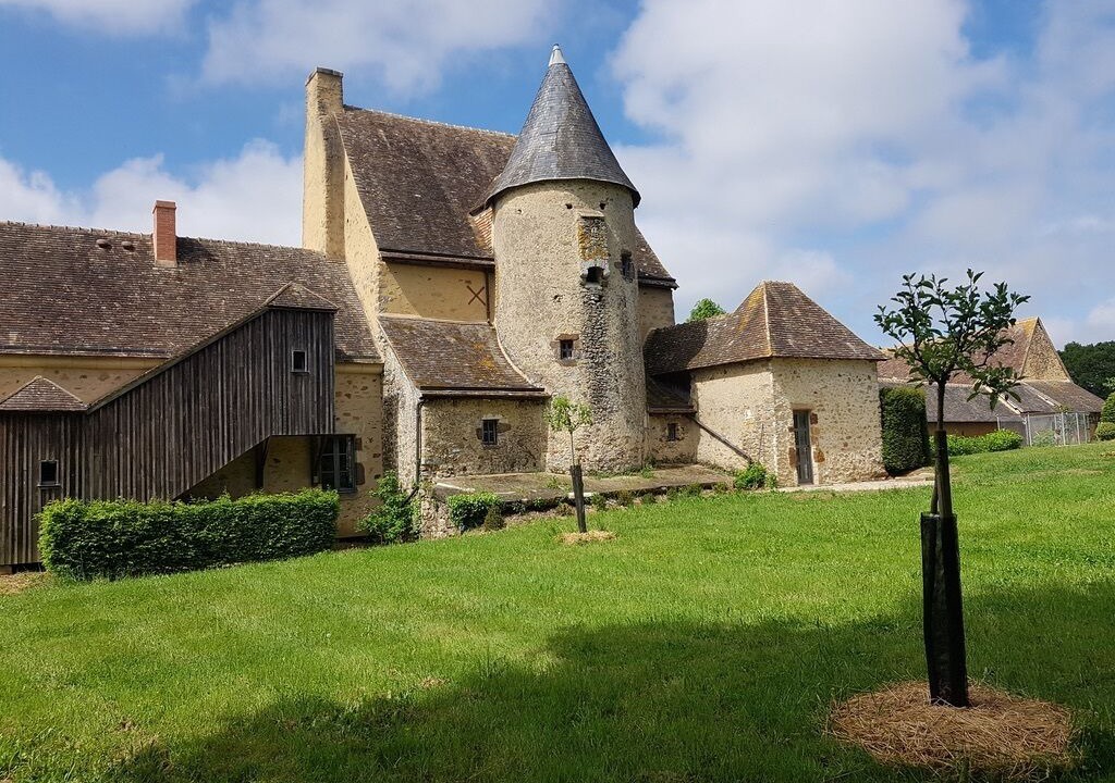 Photo of Outdoor in Saint-Celerin