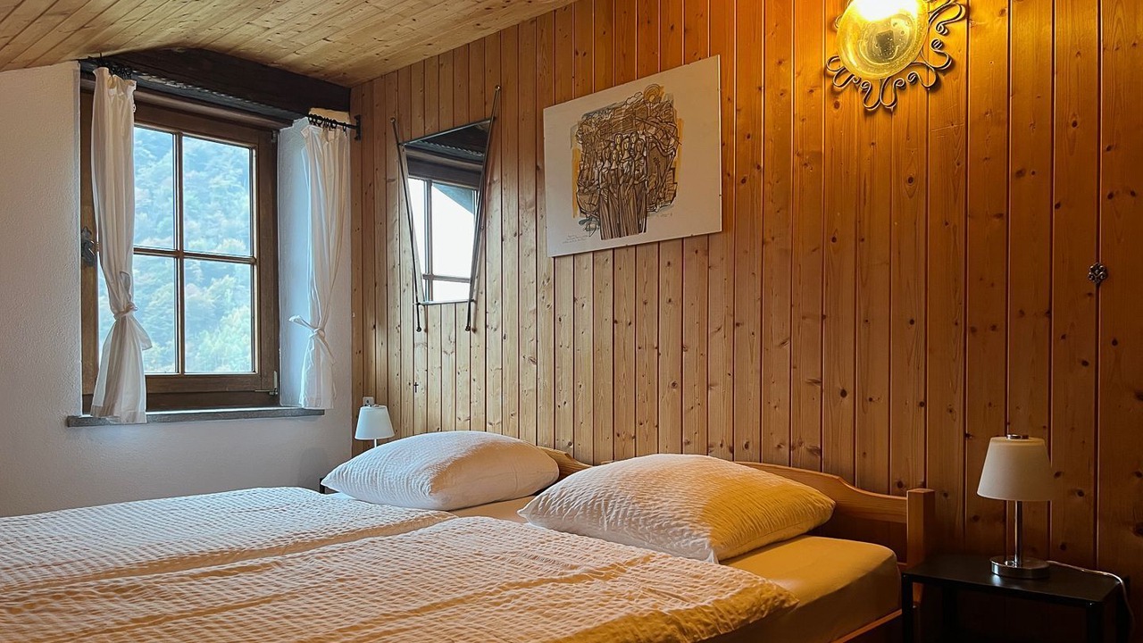 Photo of Bedroom in Mergoscia