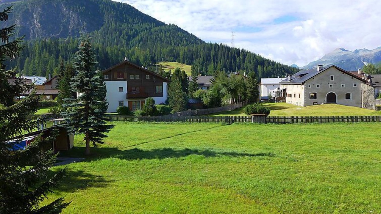 Photo of Others in La Punt-Chamues-ch