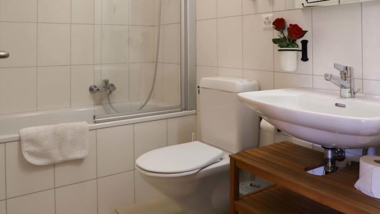 Photo of Bathroom in Saint-Pierre-de-Clages