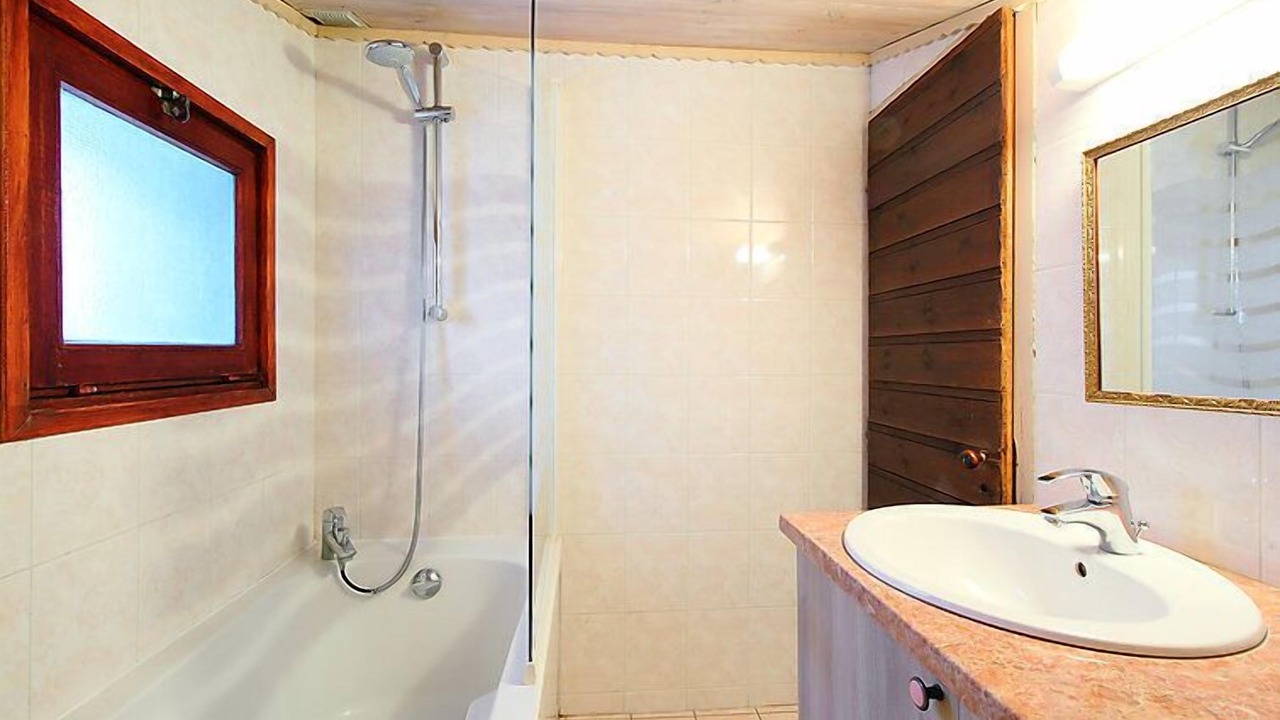 Photo of Bathroom in Les Bossons