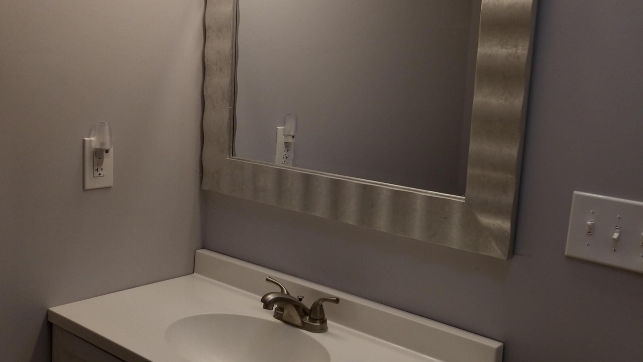 Photo of Bathroom in Marion Station
