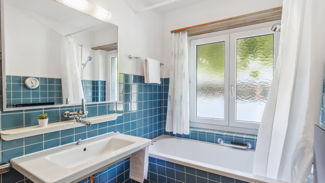 Photo of Bathroom in Arosa
