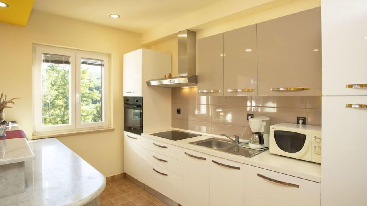 Photo of Bedroom in Pican