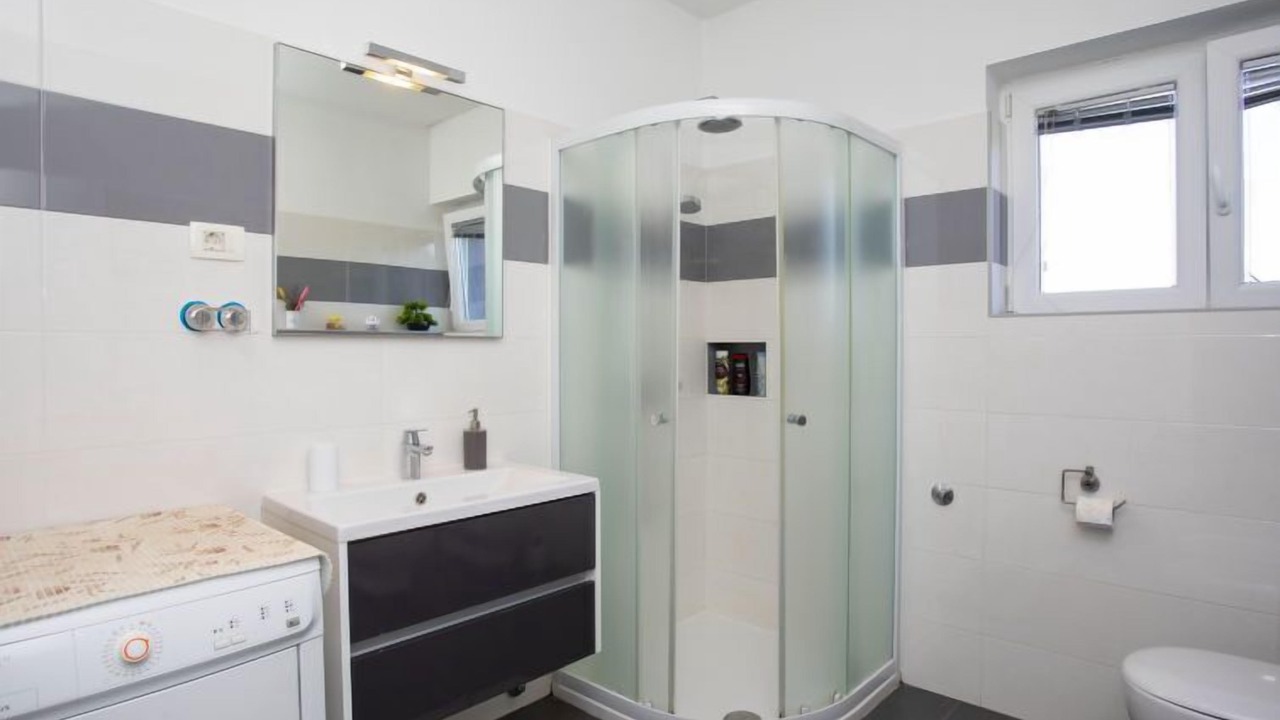 Photo of Bathroom in Pican