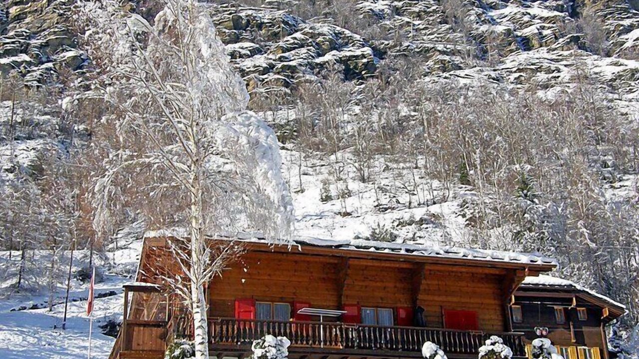 Photo of Outdoor in Embd