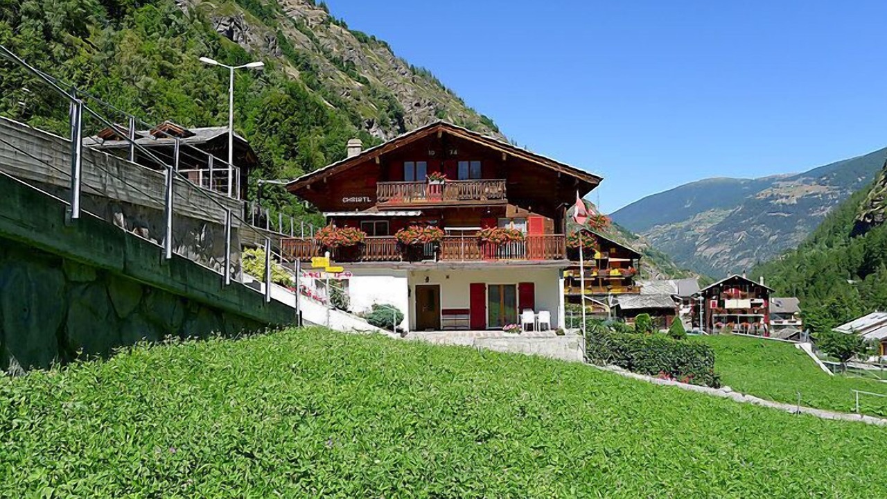 Photo of Outdoor in Embd