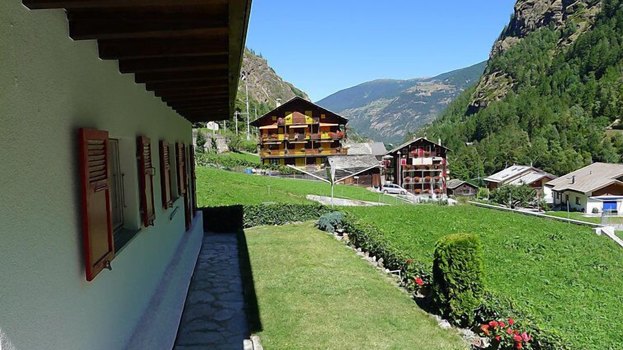 Photo of Others in Embd