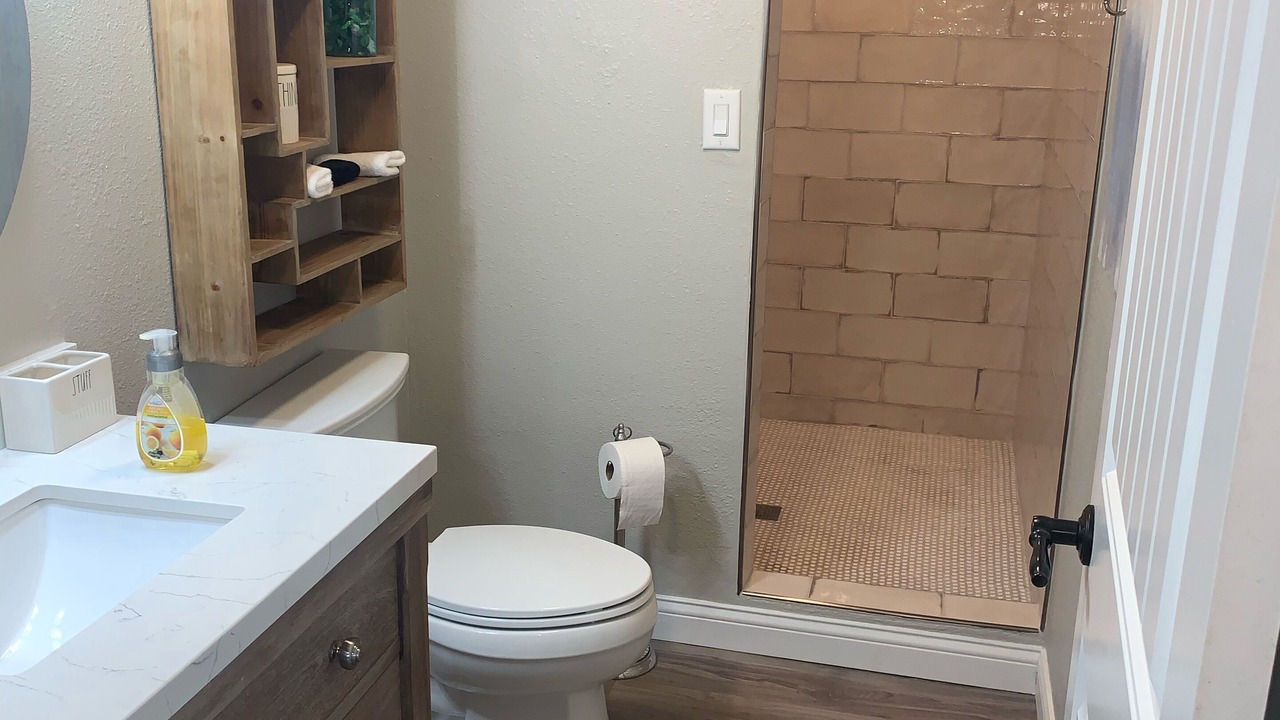 Photo of Bathroom in Durant