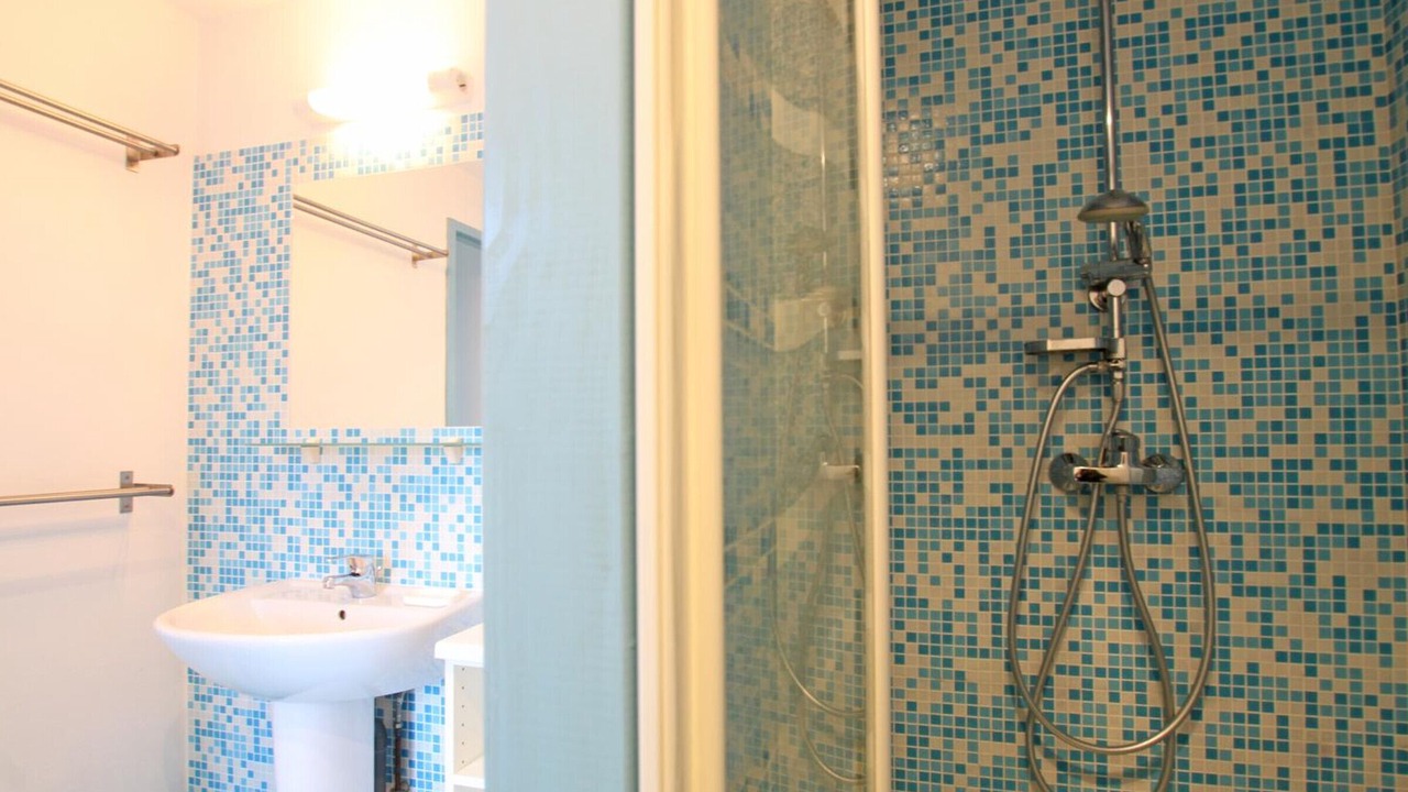 Photo of Bathroom in Blainville-sur-Mer