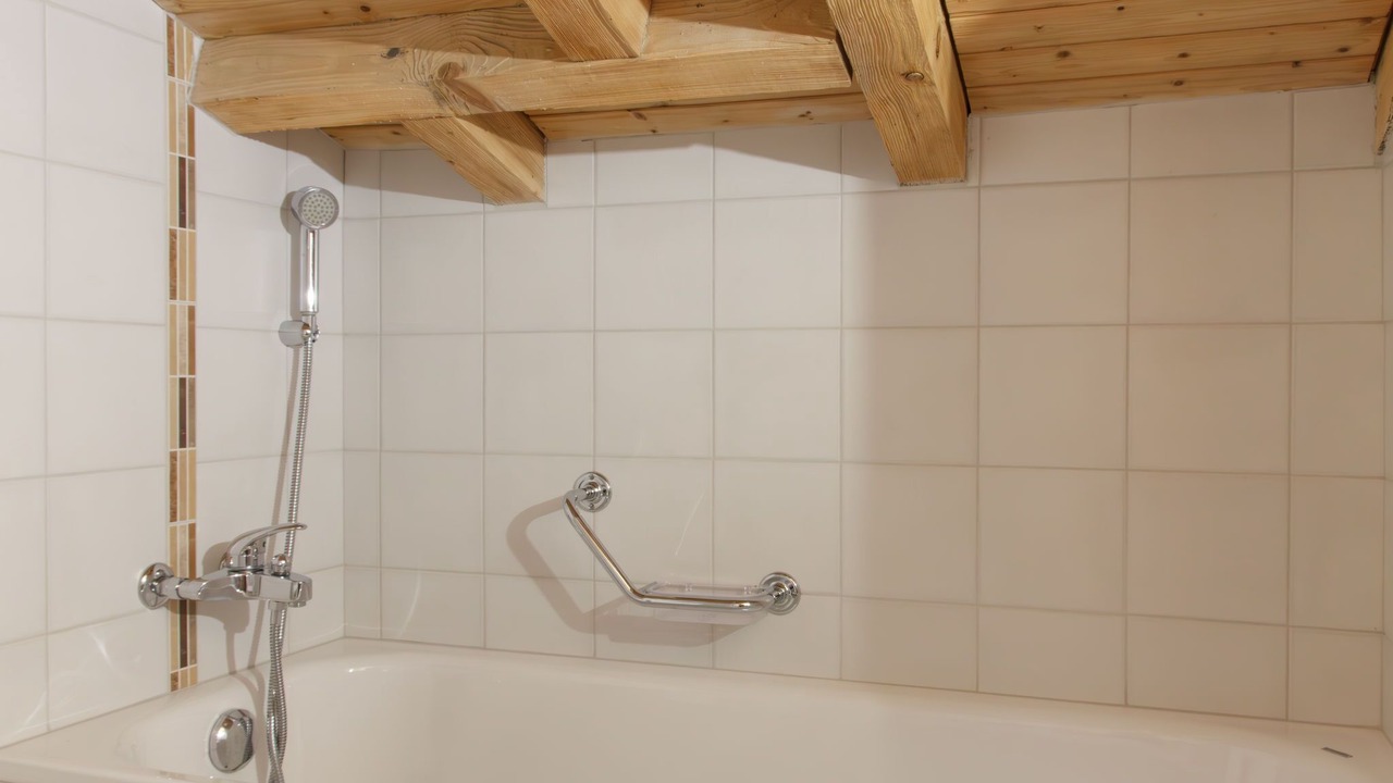 Photo of Bathroom in Saint-Pierre-de-Clages