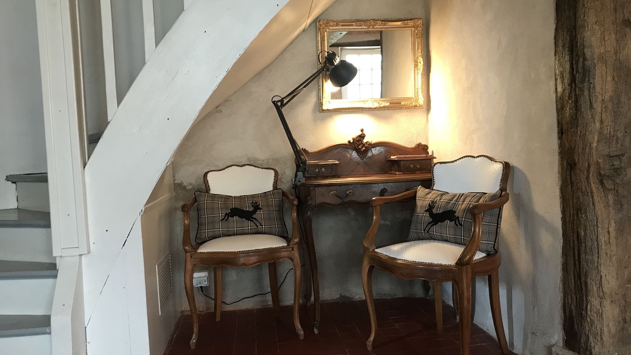 Photo of Others in Livry