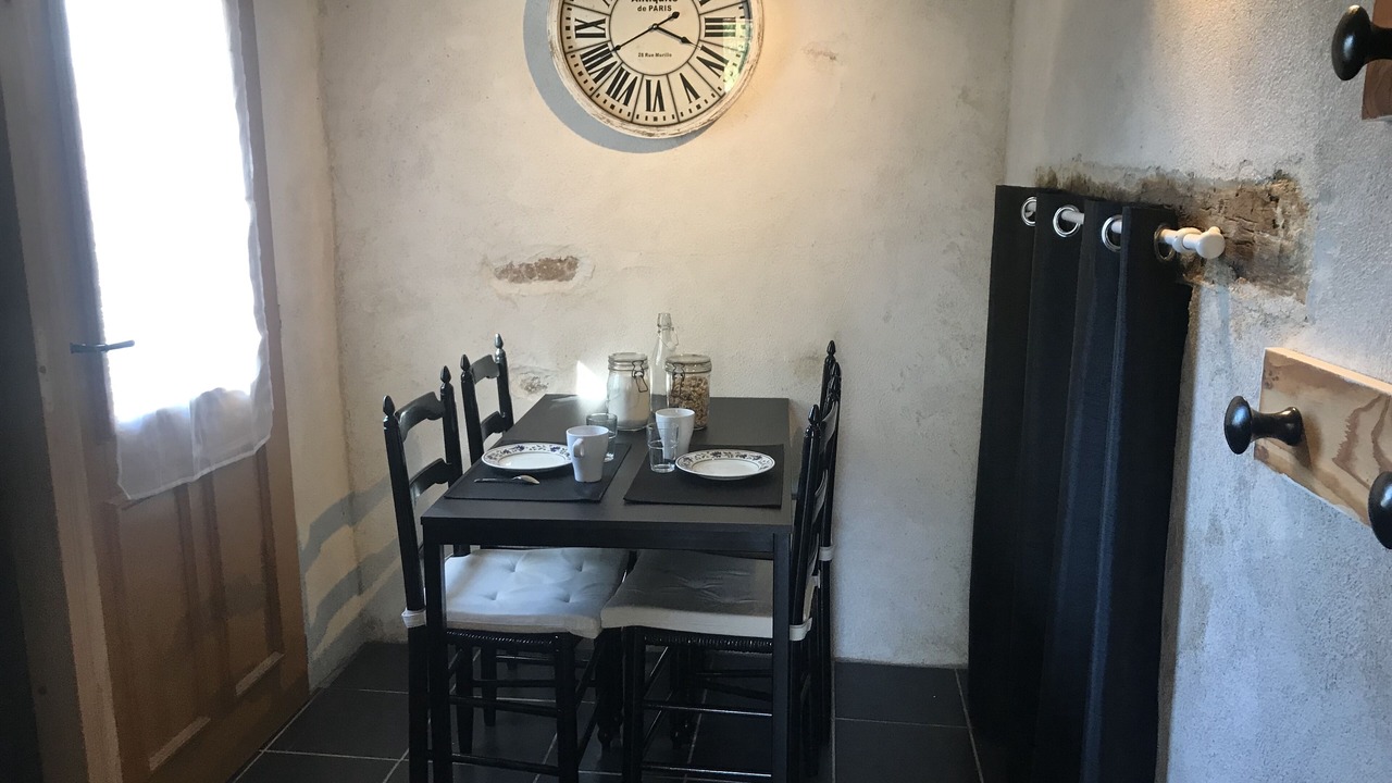 Photo of Others in Livry