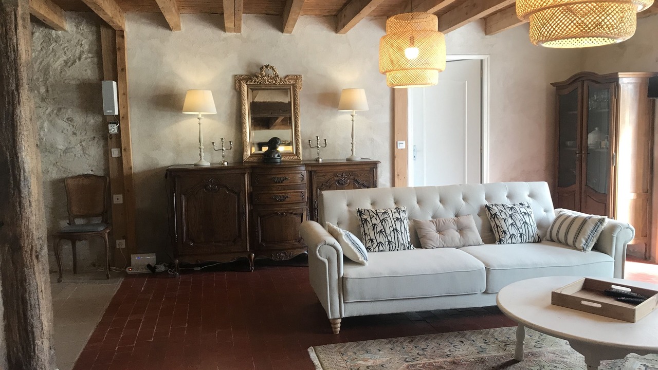 Photo of Livingroom in Livry