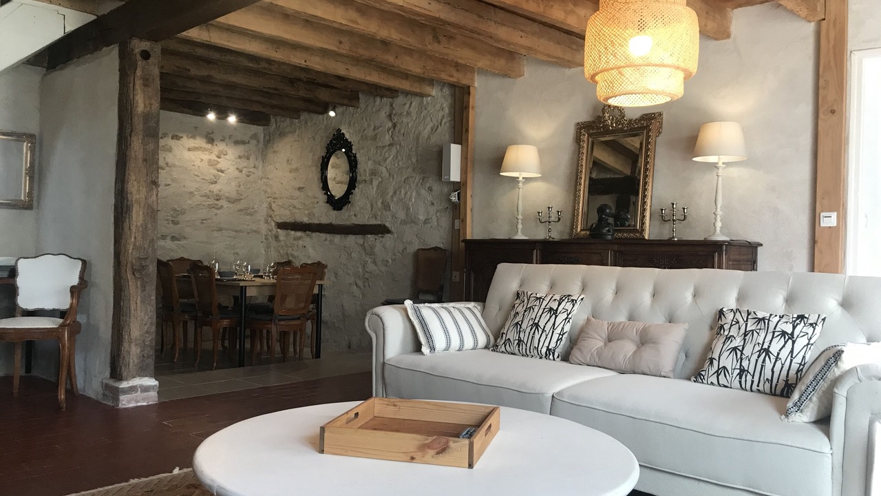 Photo of Livingroom in Livry