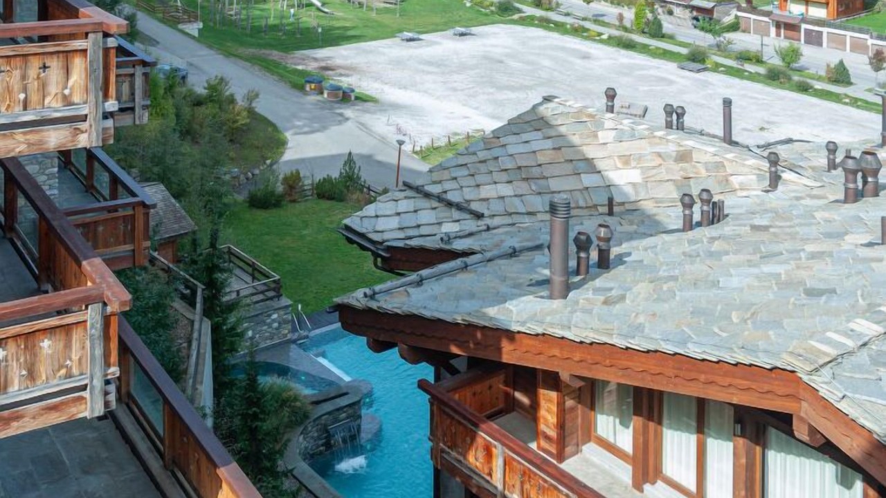 Photo of Outdoor in Saint-Pierre-de-Clages