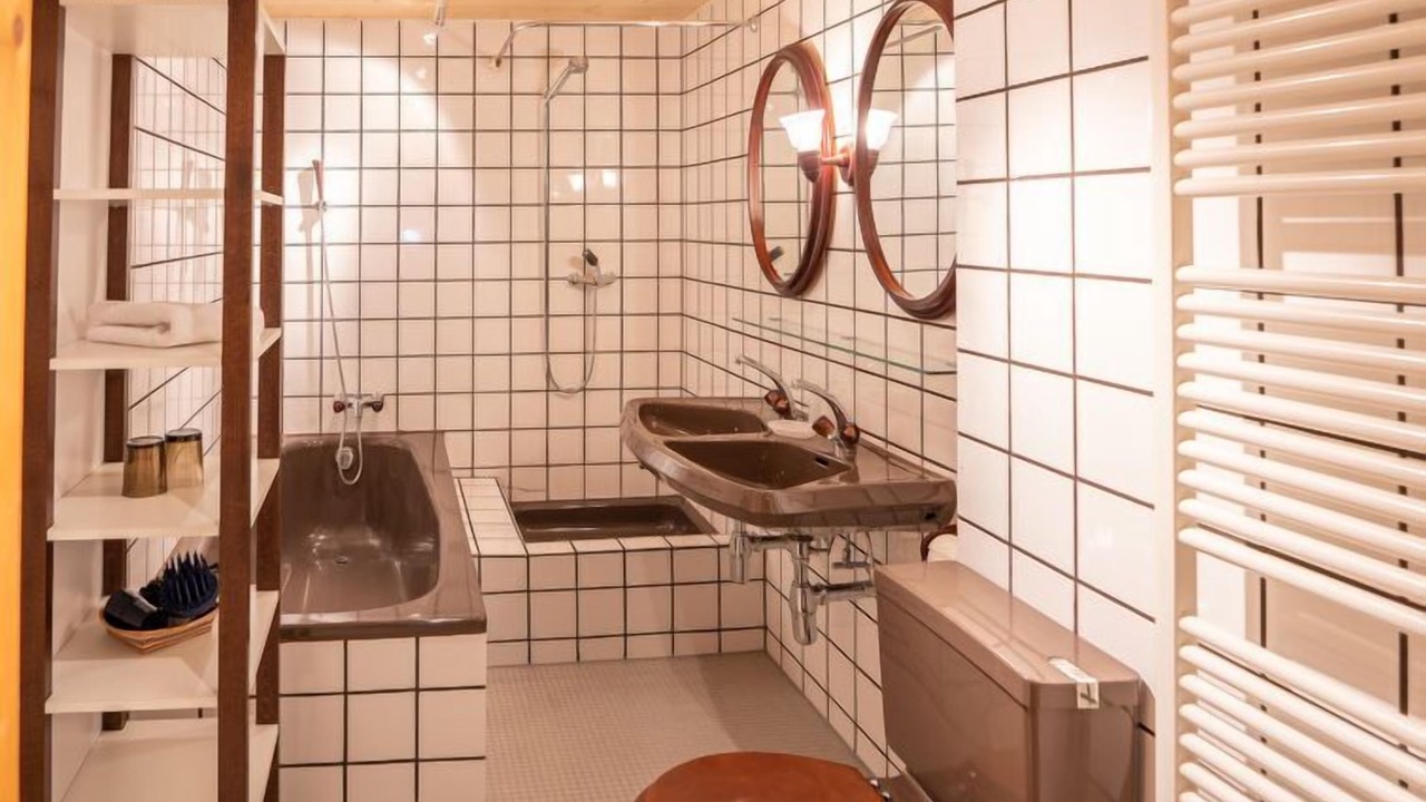 Photo of Bathroom in La Punt-Chamues-ch